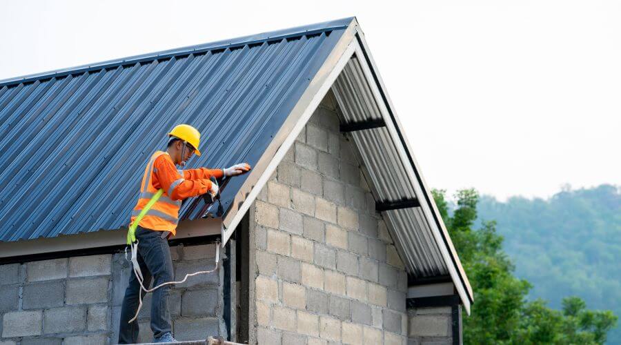 Professional residential roofers in Hazel Park, MI